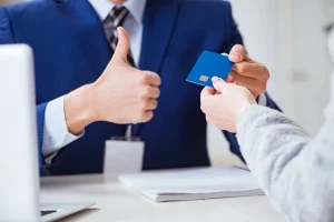 Top Tips Before You Apply: What to Know About Credit Cards
