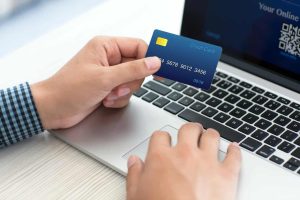 Get instant approval: fast and accessible credit cards